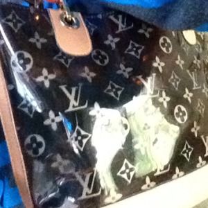 💥💥SOLD💥💥!! INSPIRED LV cute bag!!