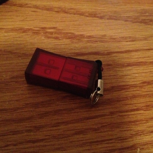 TRADED FLASH DRIVE