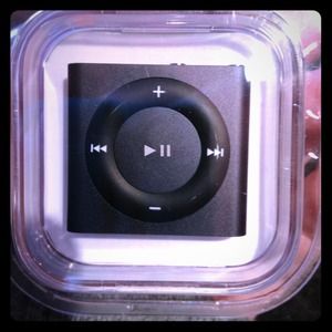 2 G iPod shuffle