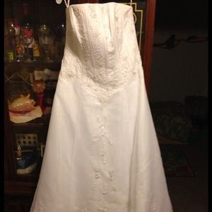 Wedding dress