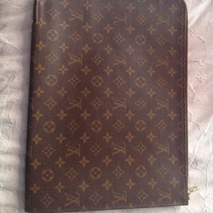 Authentic Louis Vuitton poche documents bag