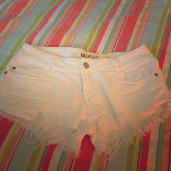 White Brandy Melville shorts