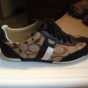 Size 6 1/2 authentic Coach shoes