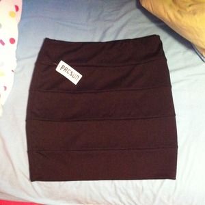 Form fitted skirt!