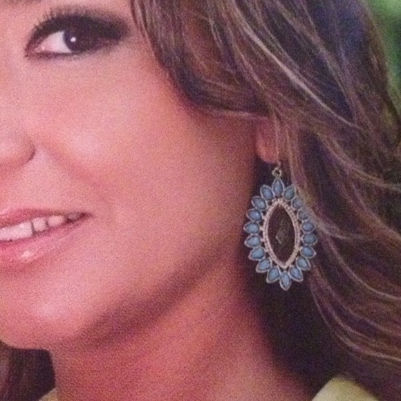 Mocha Teal Gold Fashion Earrings - Picture 4 of 4