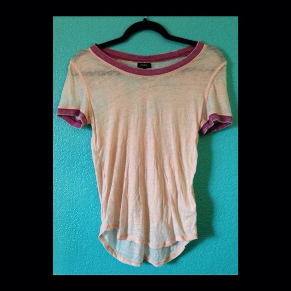 🎀SOLD🎀Pac sun peach and burgundy light tee