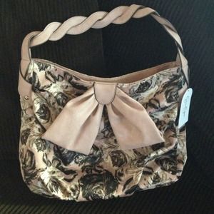 ADORABLE Jessica Simpson Handbag!