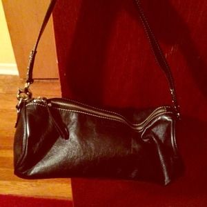 Leather Kate spade barrel bag