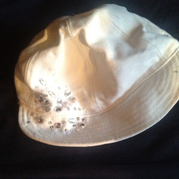 Cute Rhinestone Hat - Picture 2 of 2