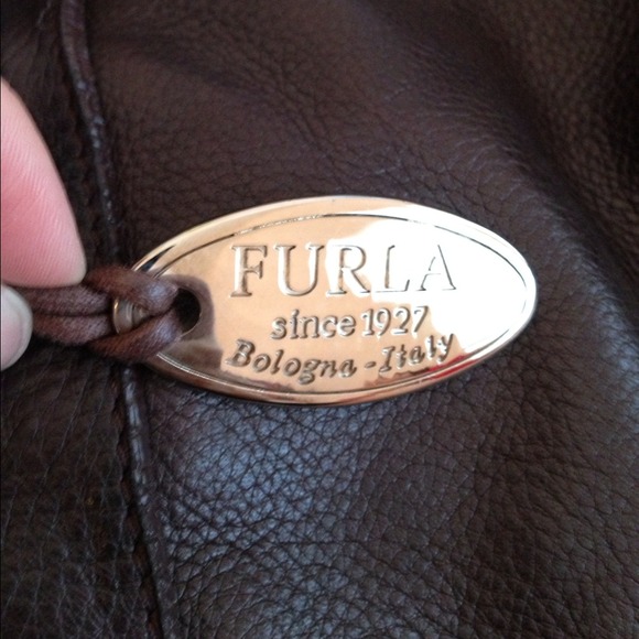 Authentic Furla chocolate soft leather bag - Picture 3 of 4