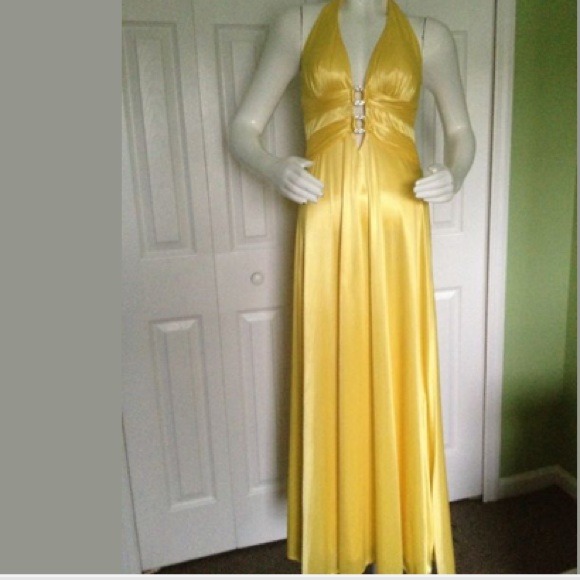 B Darlin formal, prom, homecoming Dress 10/11