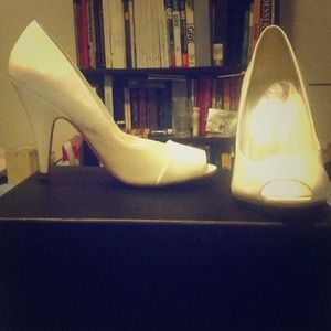 Aldo white, patent peep toe heels