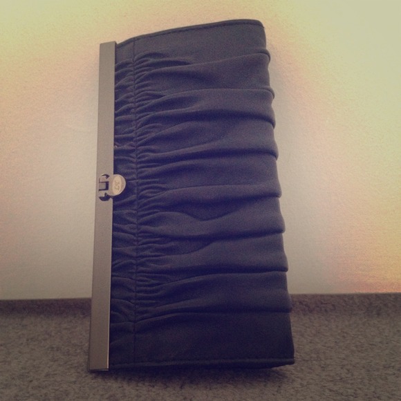 ✅SOLD - Black Clutch