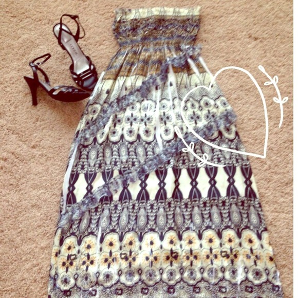 ❤🌹Strapless sequin sundress