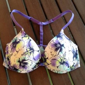 💙bundle 2 bras Victoria secret wear everywhere