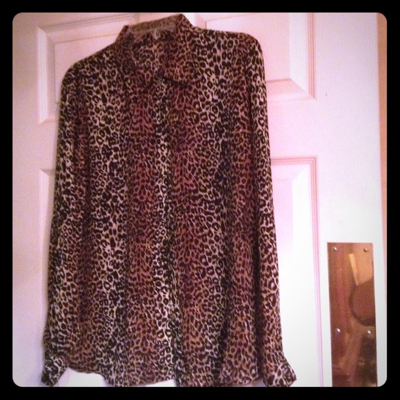 Animal print top