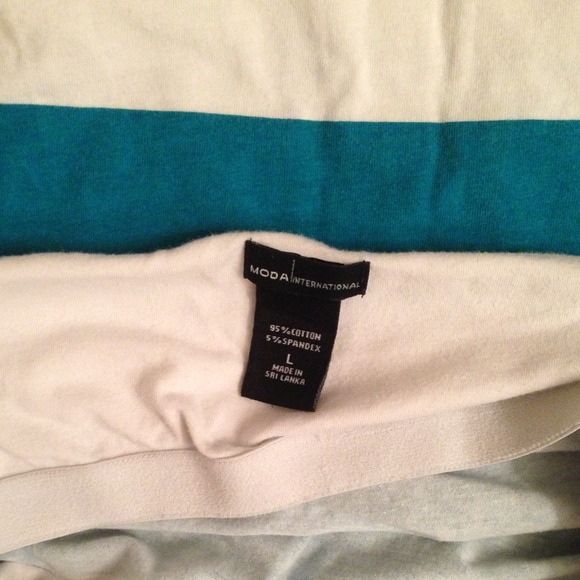 Victoria secret stripped tube top - Picture 4 of 5