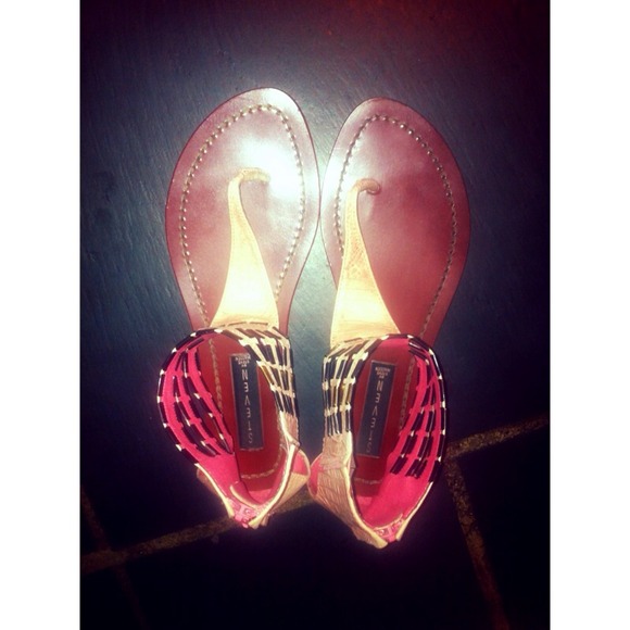 Steve Madden sandals