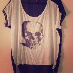 Skull high low shirt