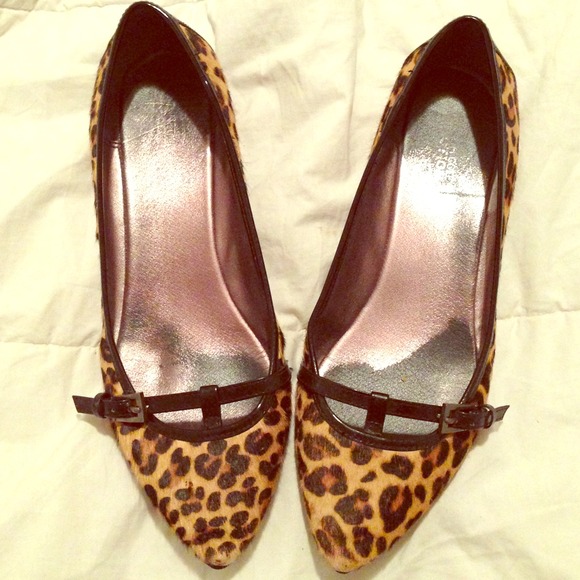 Kenneth Cole leopard flats