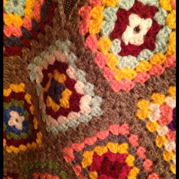 SOLD . HP10/26❤️ HANDMADE ❤️CROCHET BAG (lined) - Picture 2 of 4