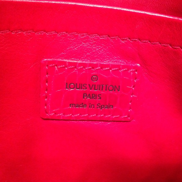 Louis Vuitton Irvine Alligator Satchel - Picture 4 of 4