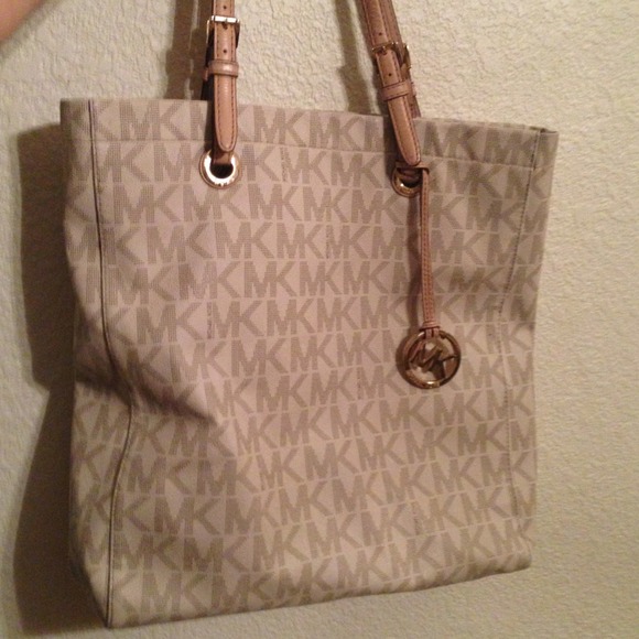 Authentic Michael kors tote