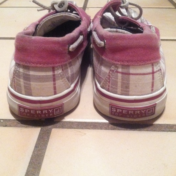 Sold..Closet closing sale!🍒SPERRY Top-Sider🍒✂35✂ - Picture 4 of 4