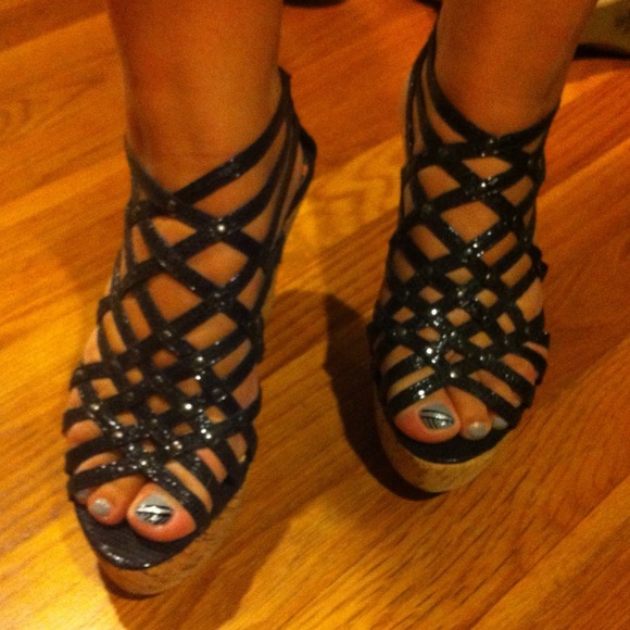 ❌SOLD❌Studded Cage Peep-Toe Criss Cross Wedges - Picture 2 of 3