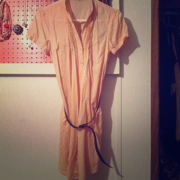 Peachy colored shirt dress ❤with brown belt
