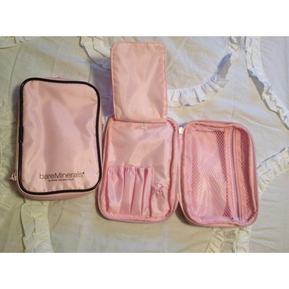 ❌❌SOLD❌❌ Bare minerals makeup bag