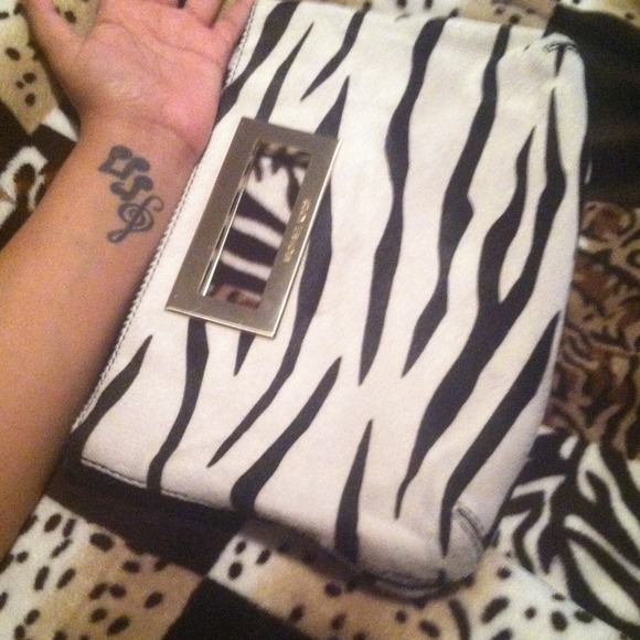 Michael Kors - Picture 3 of 3