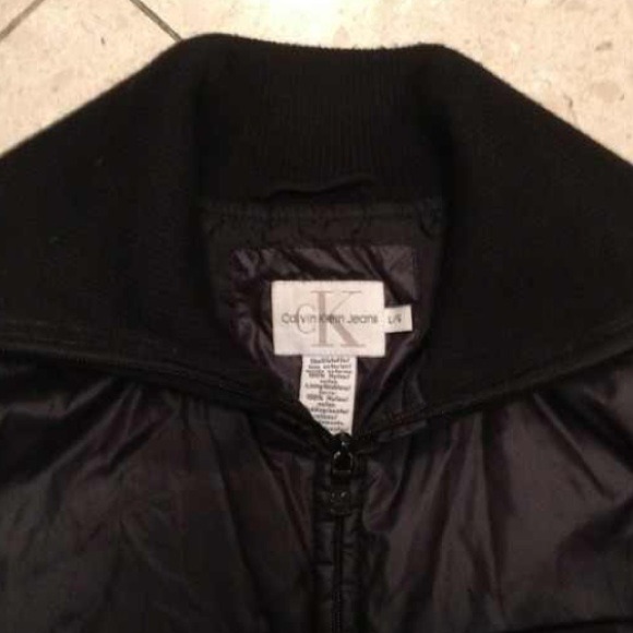 SOLD/BUNDLED!! CALVIN KLEIN PUFFY NYLON JACKET - Picture 3 of 4