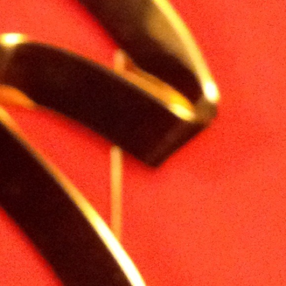 MONET PIN - Picture 2 of 2