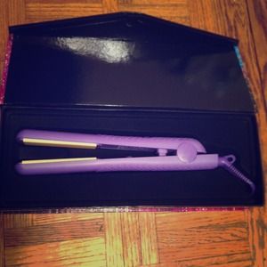 Herstyler hair straightener