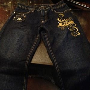 Dereon jeans size 16 juniors (like new)