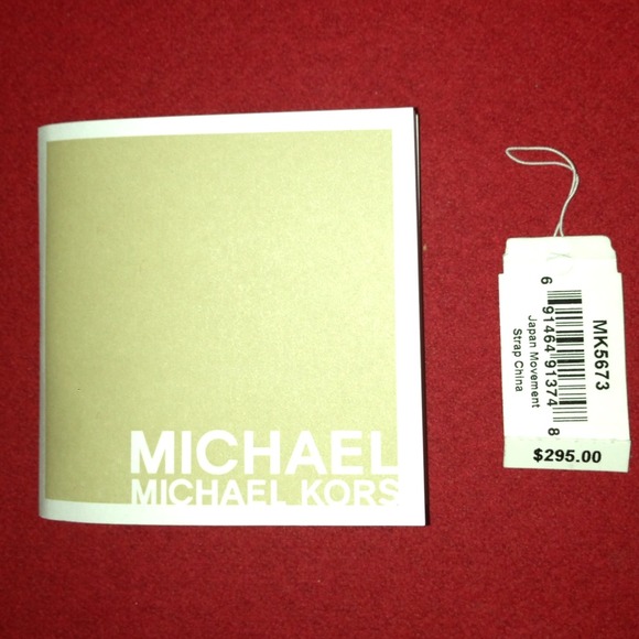 Michael Kors Crystal Detail Square Face - Picture 2 of 4