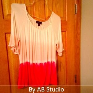 Women's gradient top in rayon-spandex blend