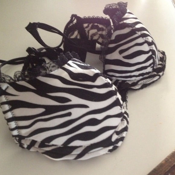 Zebra print bra - Picture 2 of 2