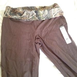 Mossy oak yoga pants