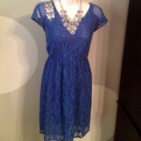 ///SOLD in Bundle/// Blue Lace Dress {size S}