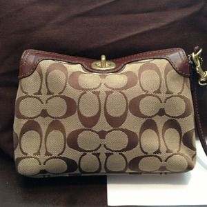 Authentic Coach Wrislet