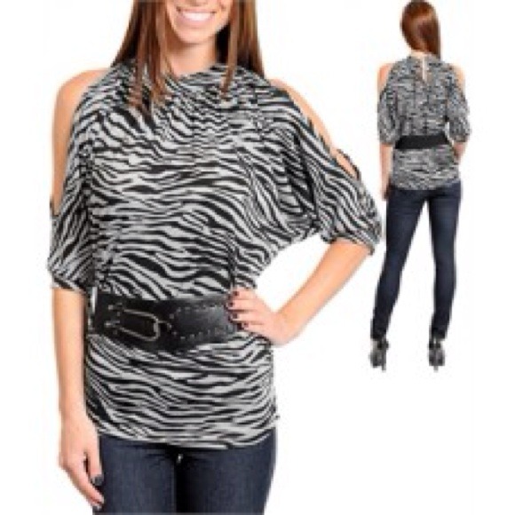 Zebra belted top