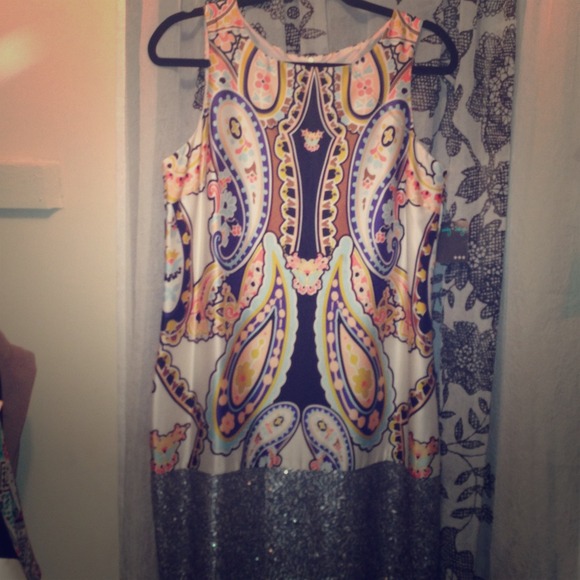 Gabby Style paisley print dress