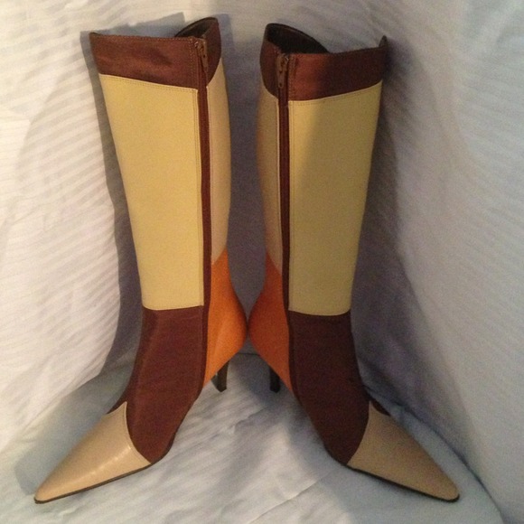 3 1/4 heels brown, tan and like a orange - go max