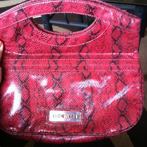 Snakeskin purse; Nine West - Picture 2 of 3