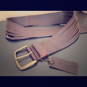 NWOT Linea Pelle brown leather belt