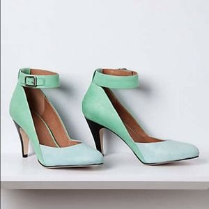 Schuler & Sons Mint Heels
