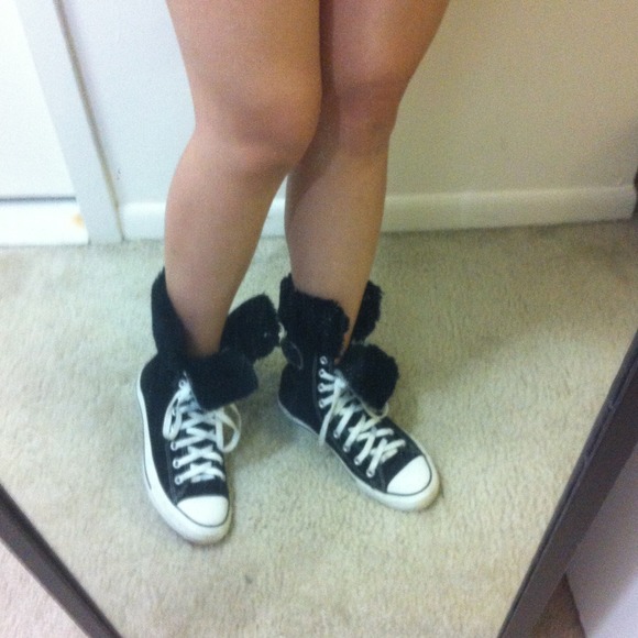 X Bundled X Converse All-Star Fur Booties - Picture 4 of 4