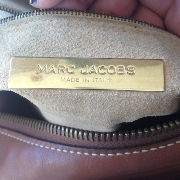 Marc Jacobs purse - Picture 3 of 4